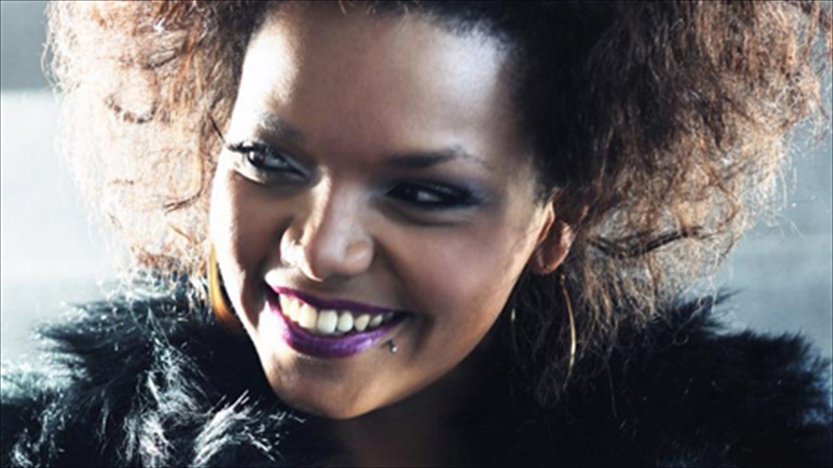 parti-genethlion-me-tin-idra-kayne