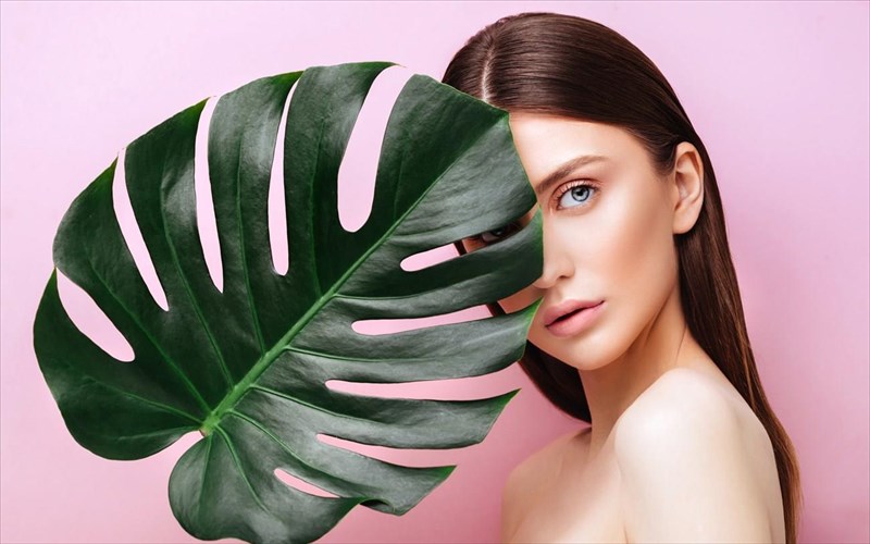 giati-prepei-na-apofeugete-ta-mantilakia-katharismou-prosopou-to-kalokairi