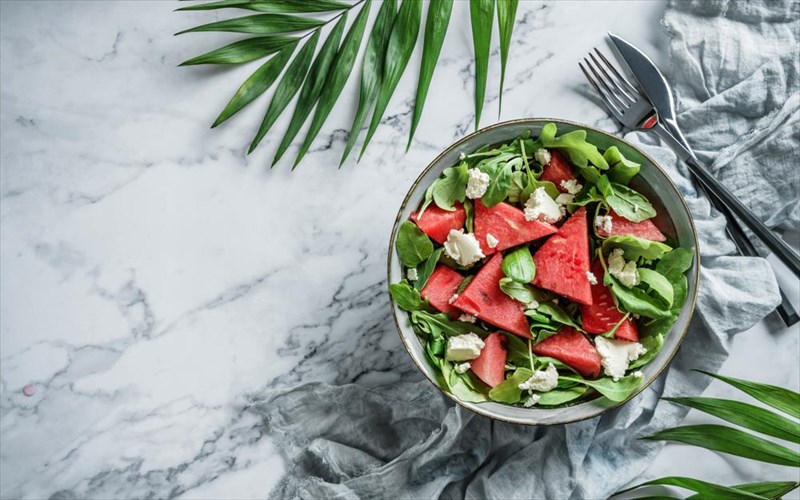 idees-gia-vegan-elafria-kalokairina-geumata-apo-tin-eidiko