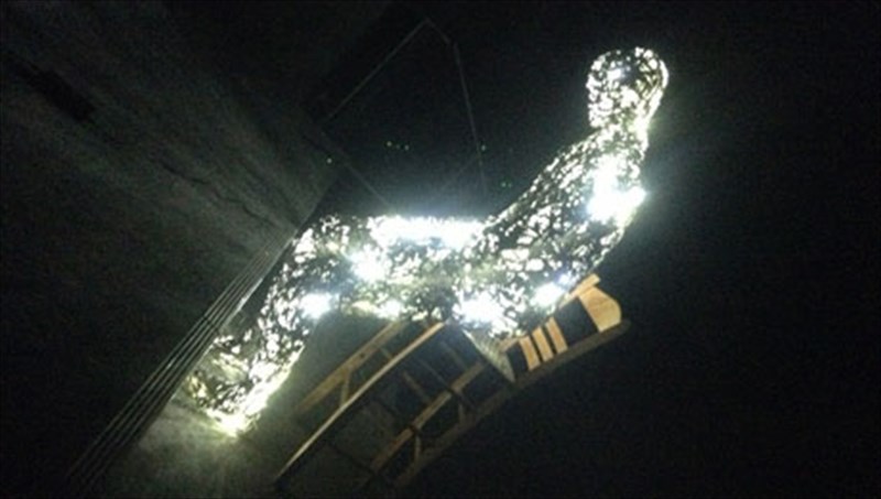 nearoi-dimiourgoi-sto-kunigi-tis-metamorfosis