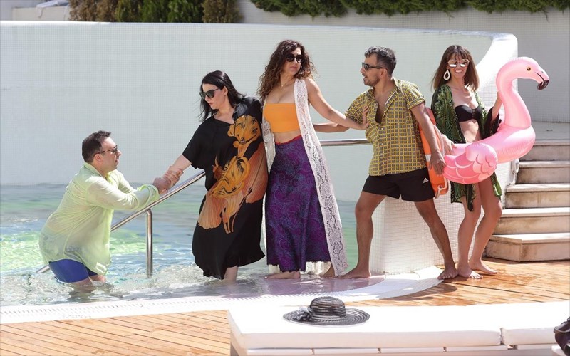 i-filarmonia-orxistra-athinon-kai-o-thodoris-ampazis-parousiazoun-thodoris-ampazis-parousiazoun