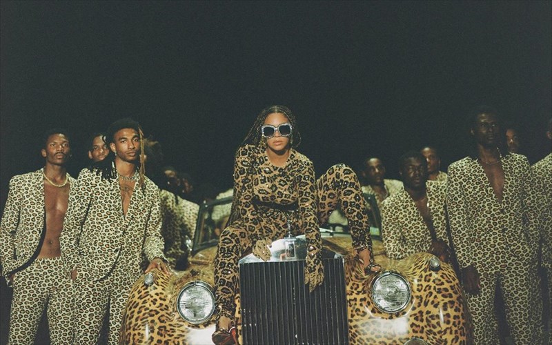 lampsi-asteron-sto-black-is-king-tis-beyonce