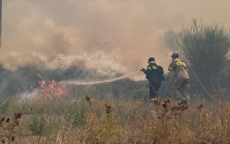 polu-upsilos-kindunos-purkagias-gia-aurio