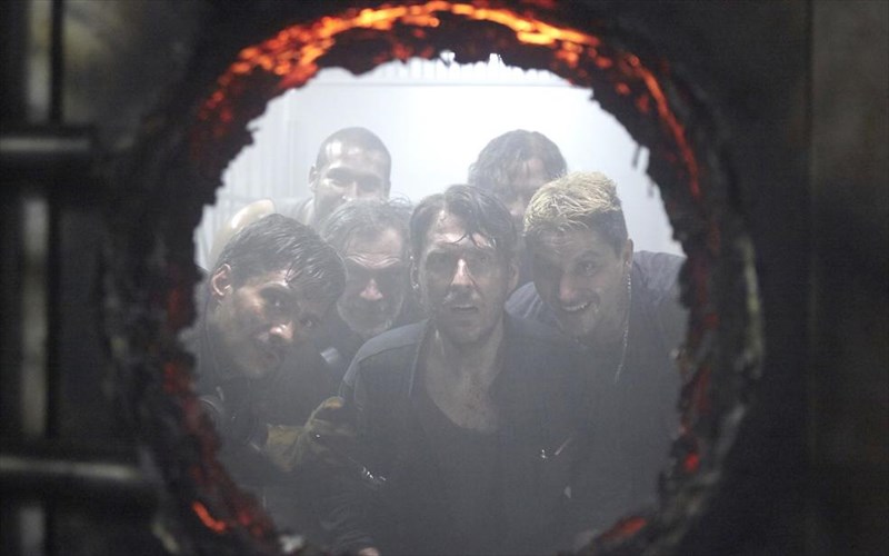 4kai1-seires-gia-na-deis-sto-netflix-protou-fugei-o-augoustos-augoustos