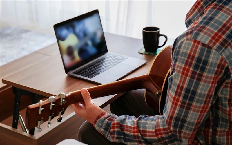 prosexos-eisitiria-sta-livestreams-tou-facebook