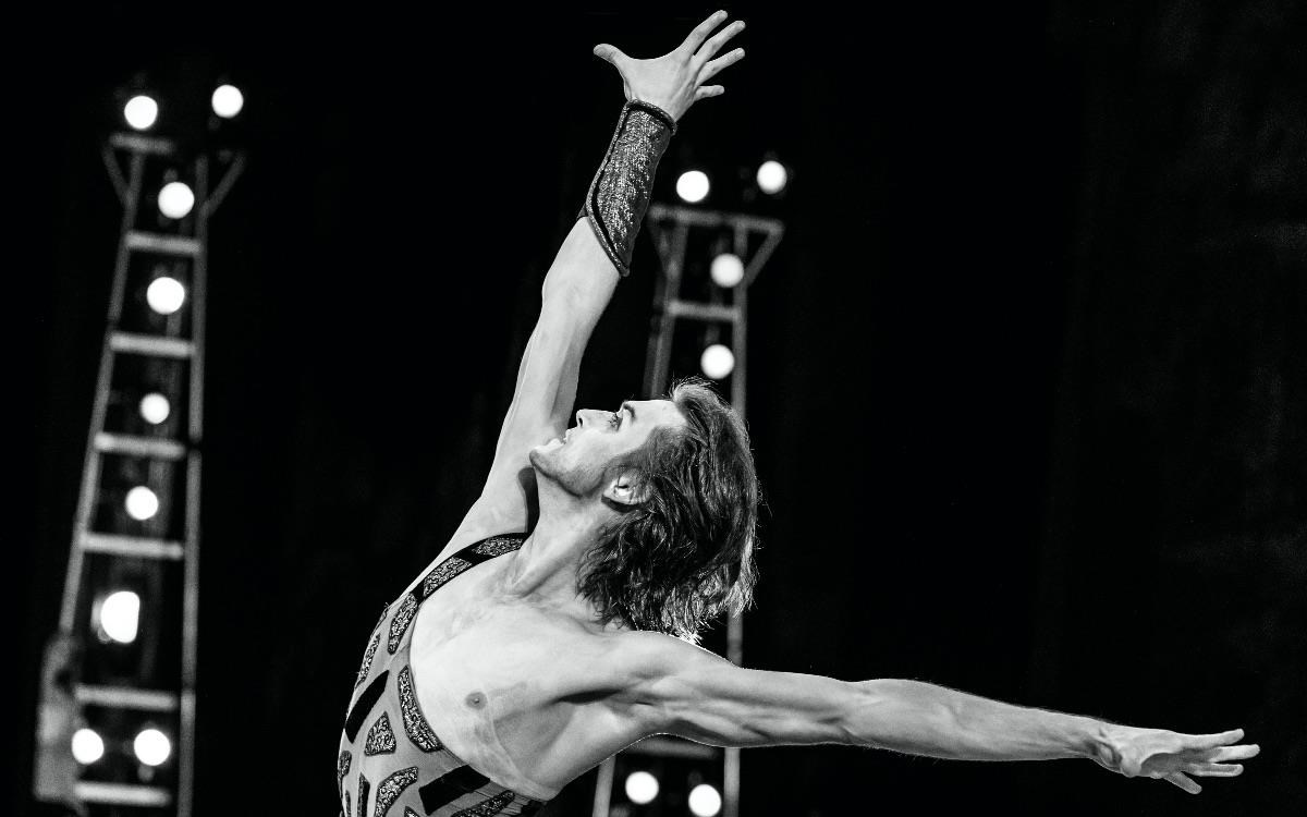 oi-spoudaioteroi-xoreutes-ton-theatron-mpolsoi-mariinski-kai-la-skala