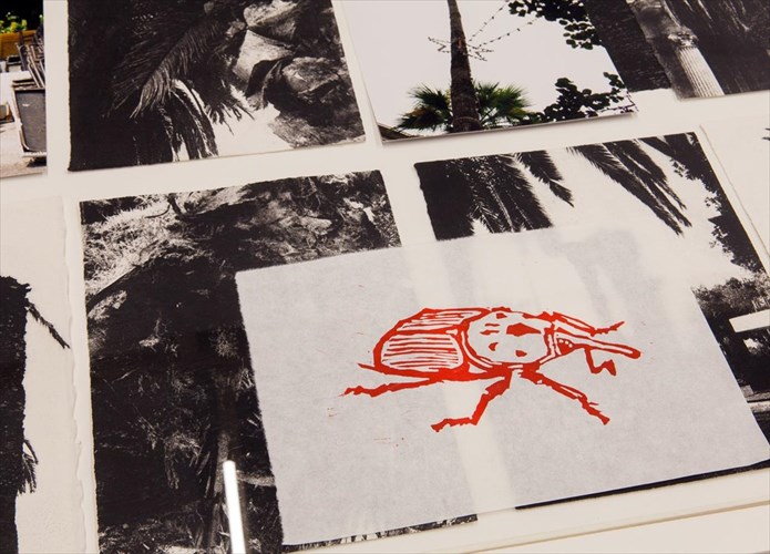 ena-palaiopoleio-tesseris-sugxrones-kallitexnides-kai-mia-ekthesi