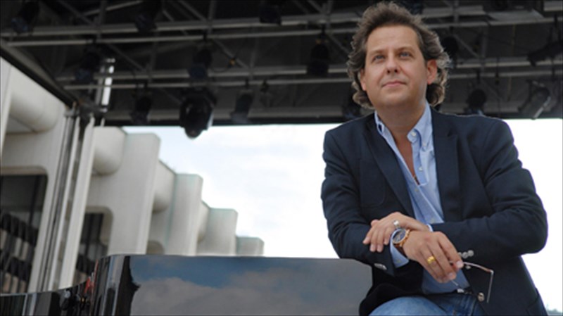 erga-ellinon-kai-ksenon-suntheton-apo-tin-kamerata-kai-ton-alain-lefevre