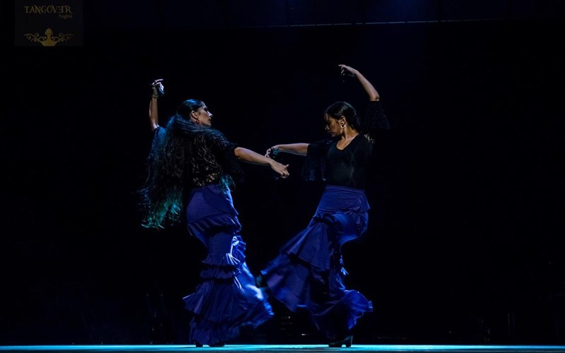 to-tango-ton-duo-sunanta-tin-esoteriki-pali-tou-monaxikou-flamenco-sto-irodeio