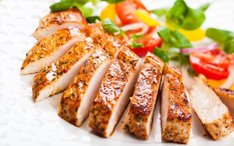 poses-meres-diatireitai-to-mageiremeno-kotopoulo-sto-psugeio