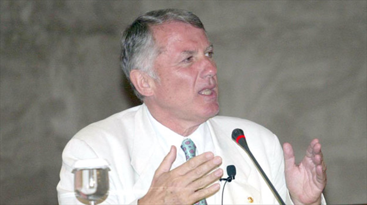 dialeksi-ton-dimitri-nanopoulou-kai-g-mpampinioti