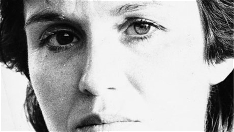 afieroma-stin-aksexasti-katerina-gogou