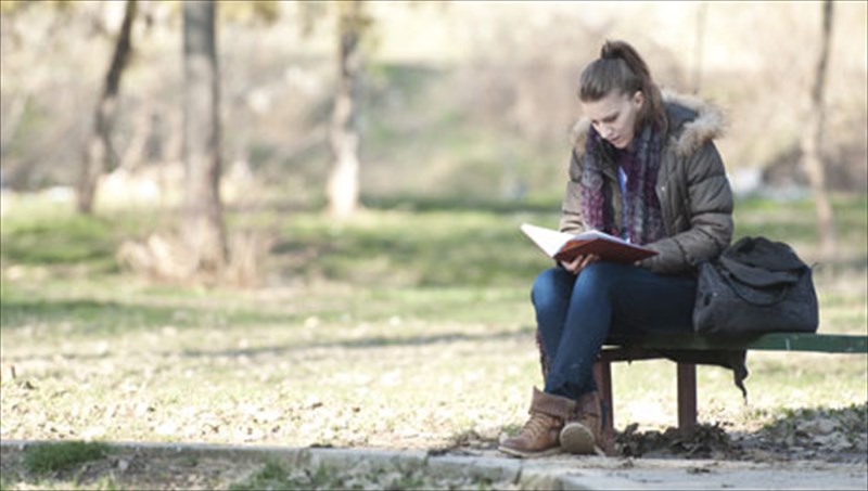 kafe-augi-antifasistiko-muthistorima-apo-ti-gallia