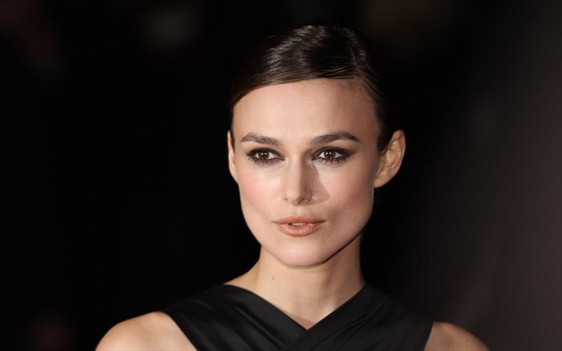 i-keira-knightley-se-polu-prive-stigmes