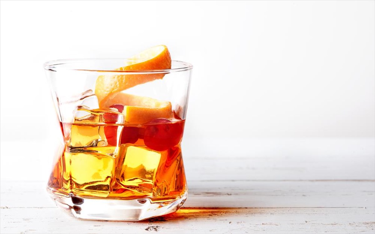 old-fashioned-cocktail-kokteil