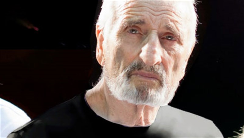 n-tsakiroglou-oi-daneistes-mas-me-ton-tropo-tous-trone-tis-sarkes-enos-laou