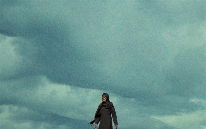 eidame-tin-tainia-pou-kerdise-tin-xrusi-athina-stis-nuxtes-premieras