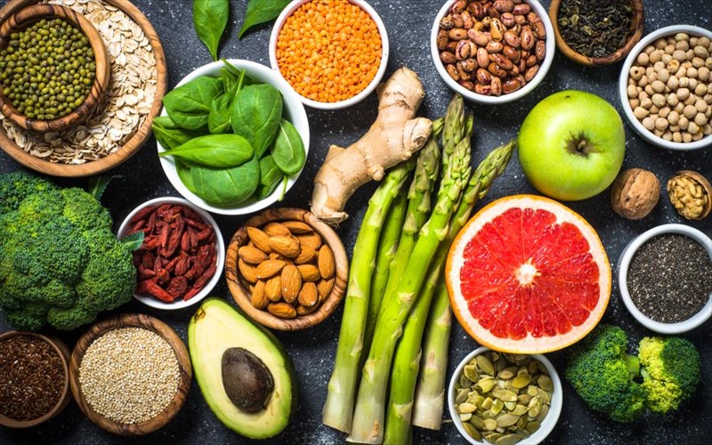 mporei-na-to-parakano-me-tis-futikes-ines