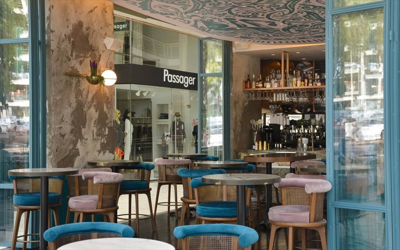 to-vibo-bistrot-sti-glufada-kserei-apo-kali-zoi-kai-kalo-krasi