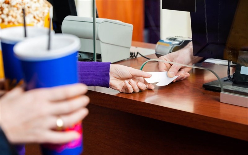 epelasi-tis-kinas-sta-diethni-box-office