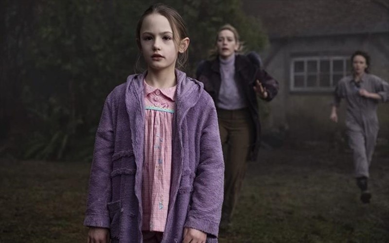 oi-daimones-tou-emily-in-paris