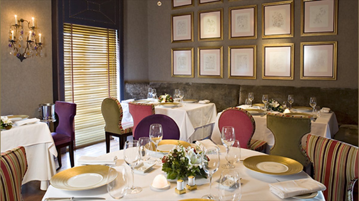 menou-sokolatas-gia-ta-15-xronia-tis-spondis