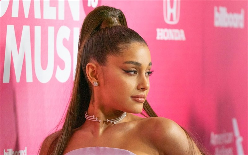 pura-ariana-grande-kata-aneuthunon-influencers