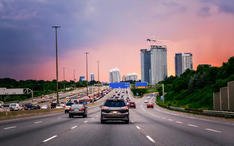 pame-virtual-bolta-me-to-autokinito-se-olo-ton-kosmo