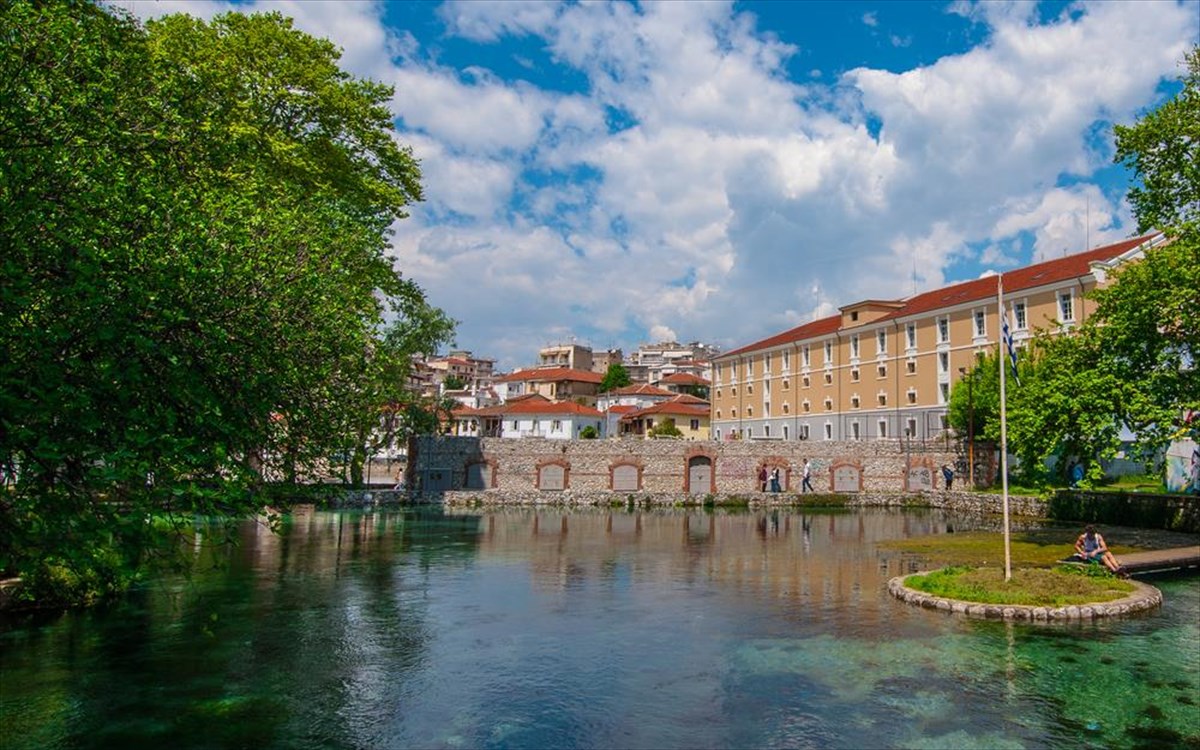 parko-agias-barbaras-drama