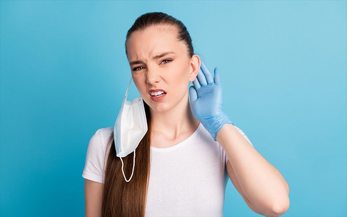 oi-maskes-auksisan-tis-plastikes-epembaseis-sta-aftia