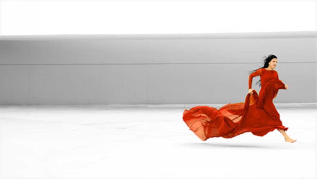 maria-paxes-to-xoreutiko-topio-tis-outopias