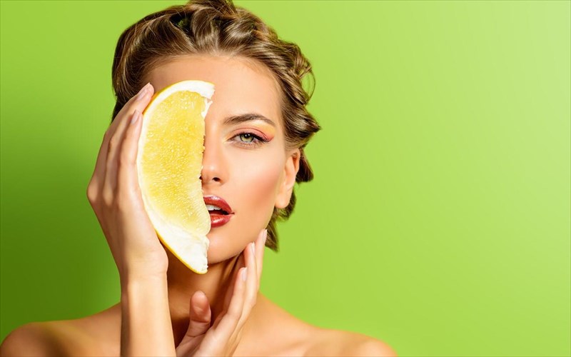 poia-spitiki-methodos-frontidas-dermatos-kai-mallion-eksupsonei-tin-psuxologia