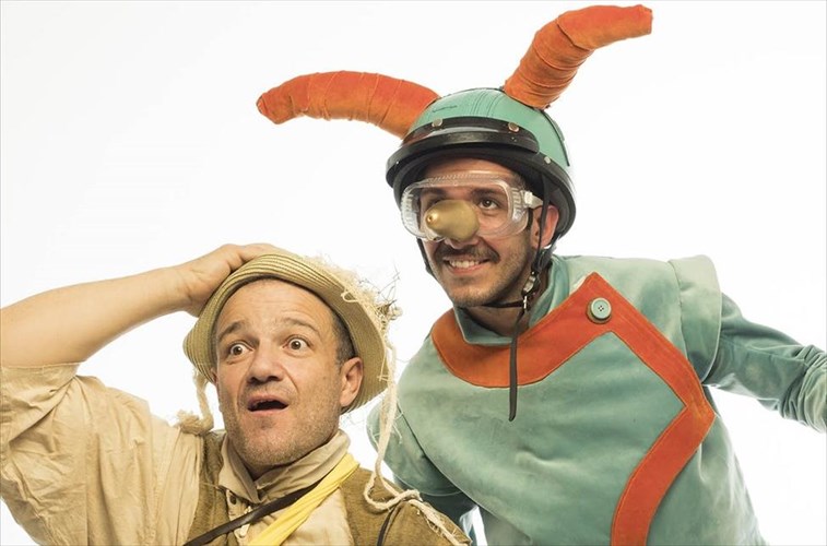 erxetai-to-xristougenniatiko-diadiktuako-xorio