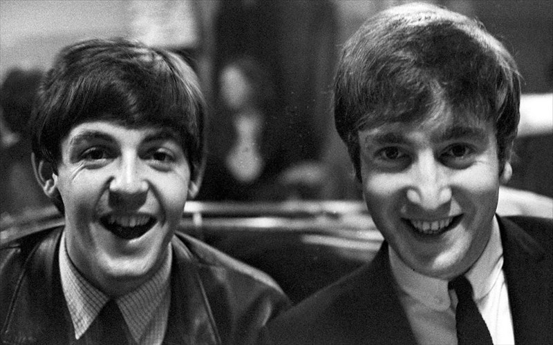 paul-mccartney-den-mporo-na-kseperaso-to-thanato-tou-John-lennon