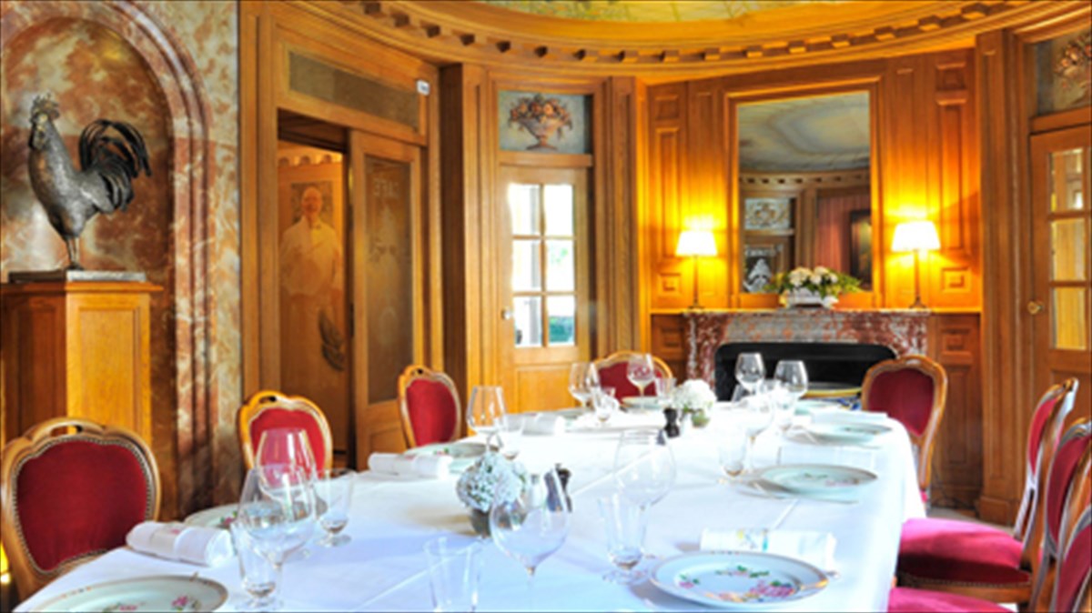 9-apo-ta-omorfotera-kai-pio-klasika-parizianika-mpistro-apo-ta-omorfotera-kai-pio-klasika-parizianika-mpistro