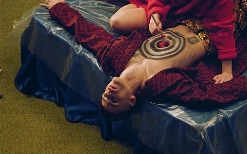 be-a-rebel-oi-new-order-epistrefoun-me-epanastatikes-diatheseis