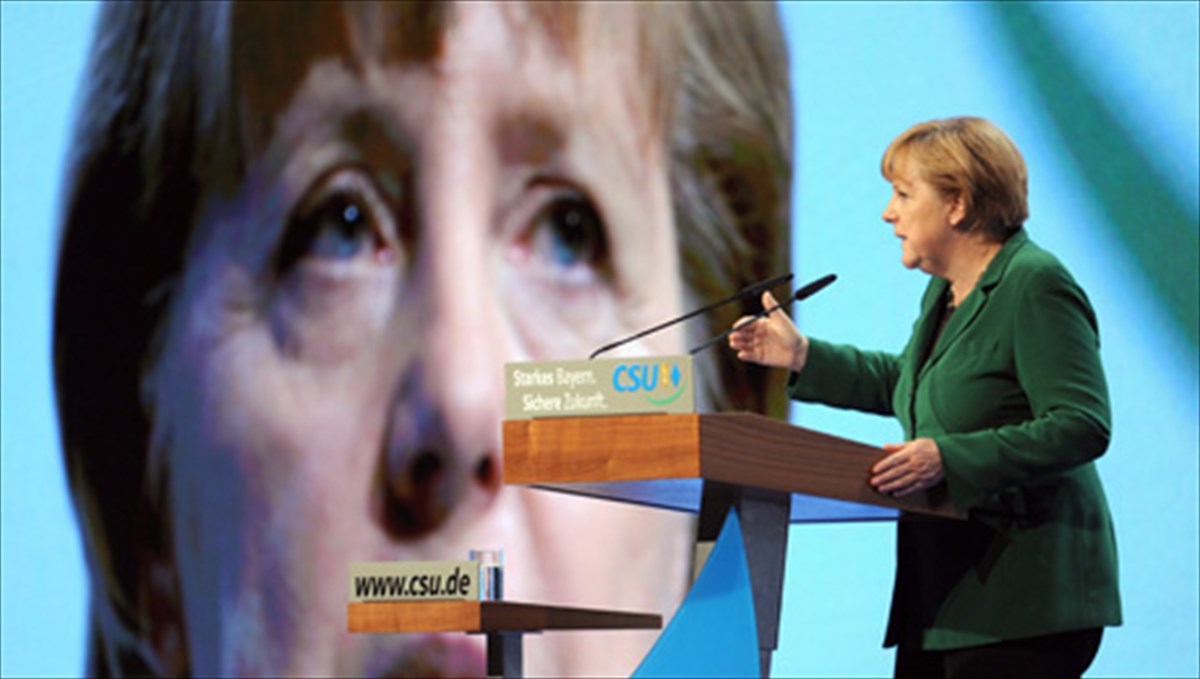 otan-i-angkela-merkel-sunantise-ton-adolfo-angkela-merkel-sunantise-ton-adolfo