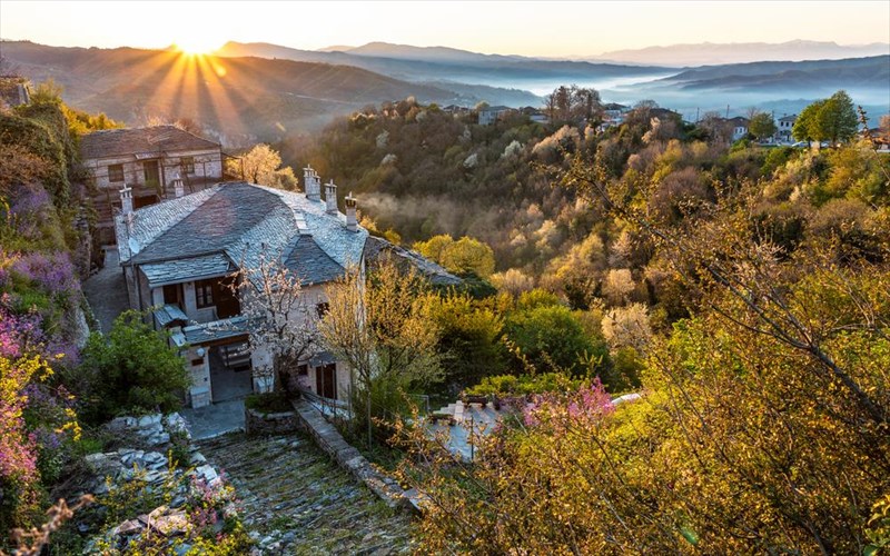 tessera-xoria-pou-anupomonoume-na-eksereunisoume-meta-to-lockdown