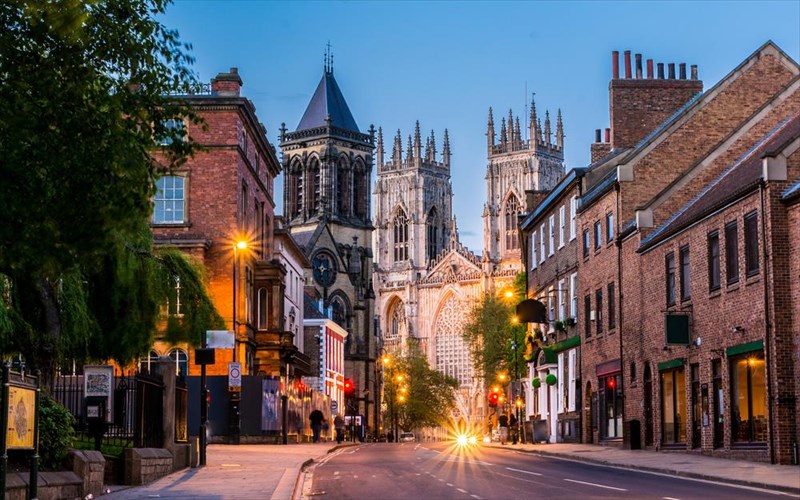 ti-allazei-sta-taksidia-pros-agglia