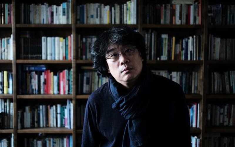 o-bong-Joon-ho-mesa-apo-tis-tainies-tou