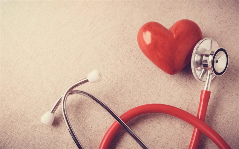 i-katathlipsi-kanei-kako-stin-kardia