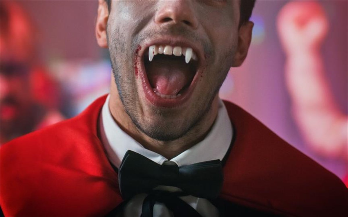 brikolakas-vampire-dontia