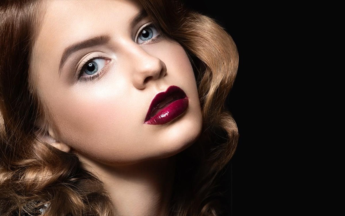 en-meso-pandimias-ta-vampy-xeili-epistrefoun-sti-moda