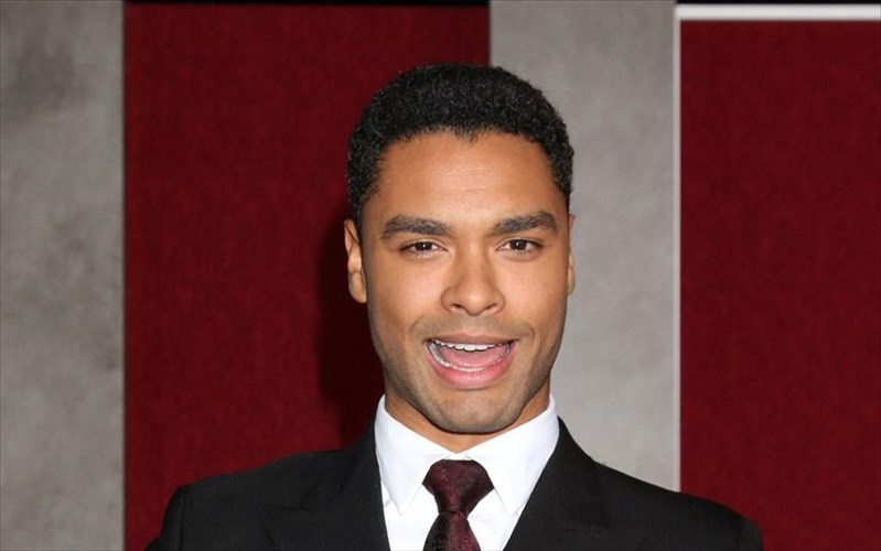 rege-Jean-page-apo-to-bridgerton-sto-dungeons-kai-dragons-dragons