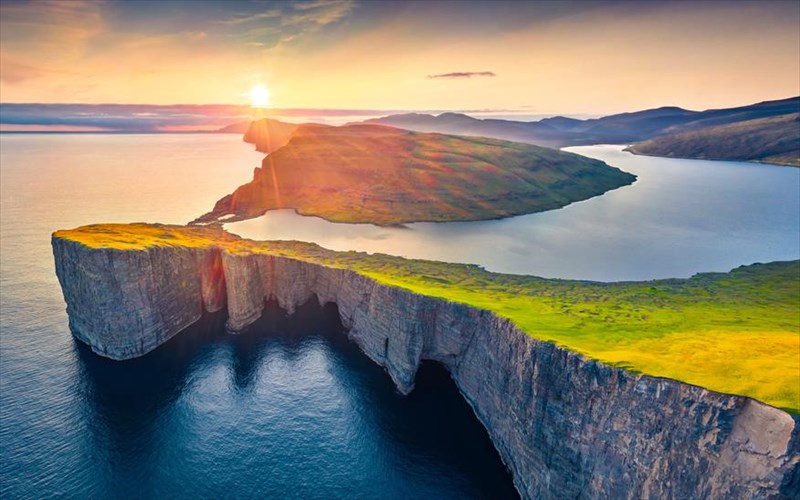 sorvagsvatn-gnoriste-ti-limni-pou-aioreitai