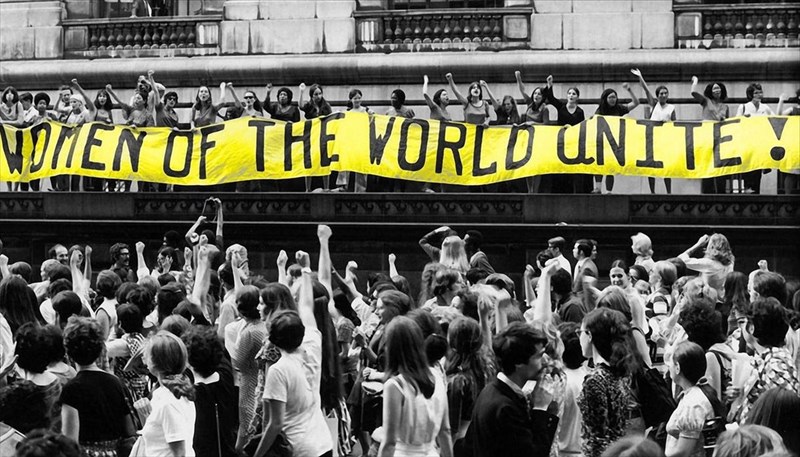 pagkosmia-imera-tis-gunaikas-to-minuma-ton-support-art-workers