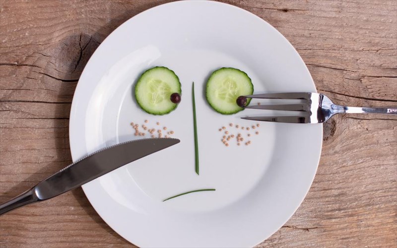 poia-sunaisthimata-mas-othoun-sto-fagito