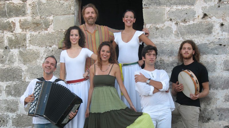 ixoi-kai-xoros-apo-tin-kato-italia-stin-aulaia