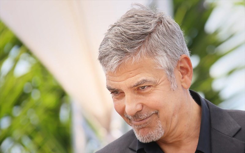 pos-tha-kathusterisete-kata-polu-tin-emfanisi-aspron-trixon-sto-kefali-sas