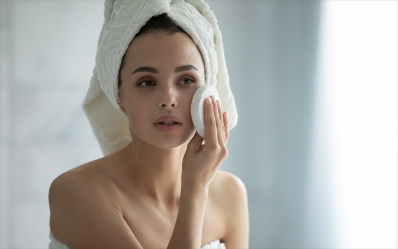 to-asfalestero-apolepistiko-gia-derma-ksiro-kai-euaisthito-logo-maskas